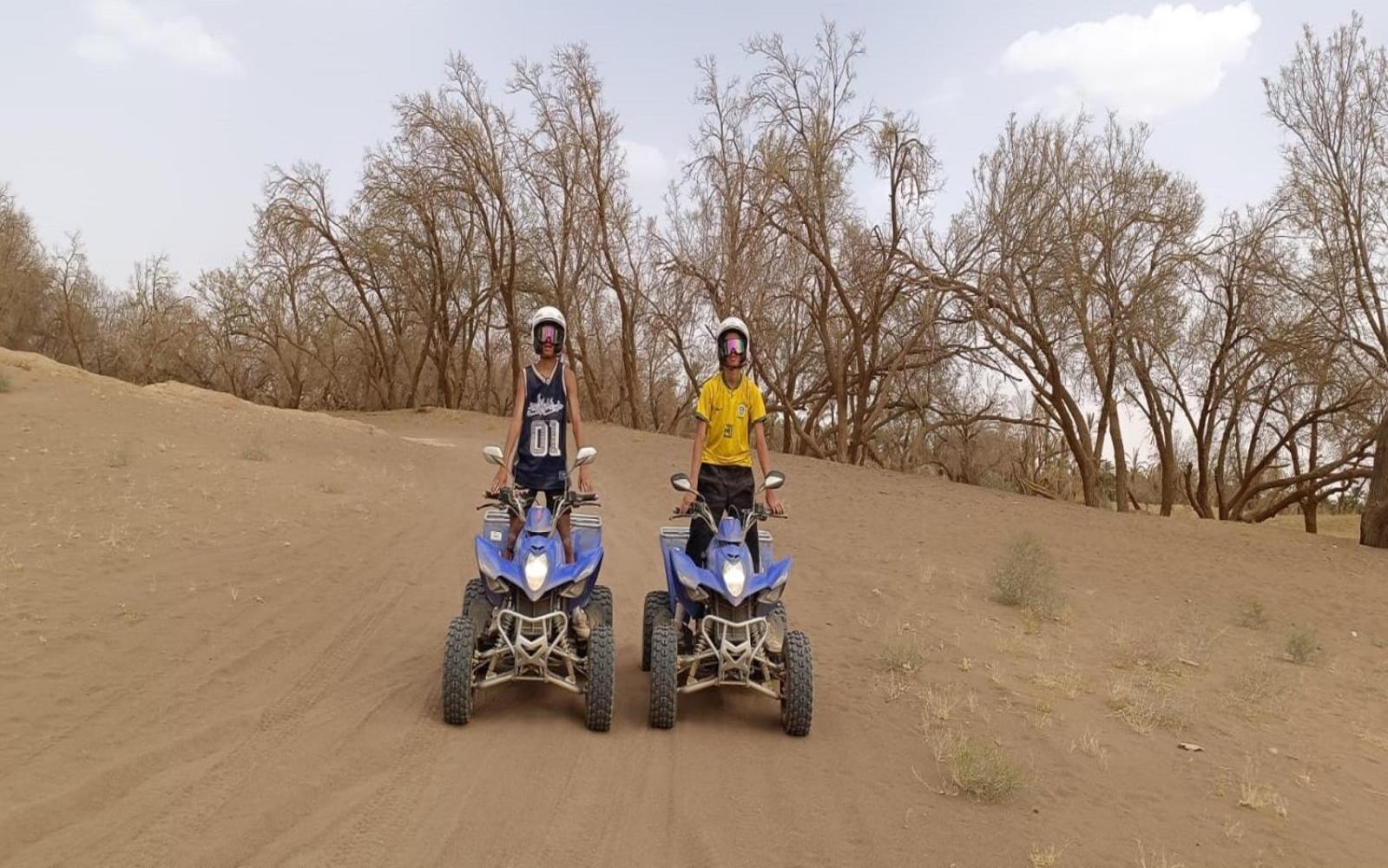 Bivouac Draa Hotel Zagora Bagian luar foto