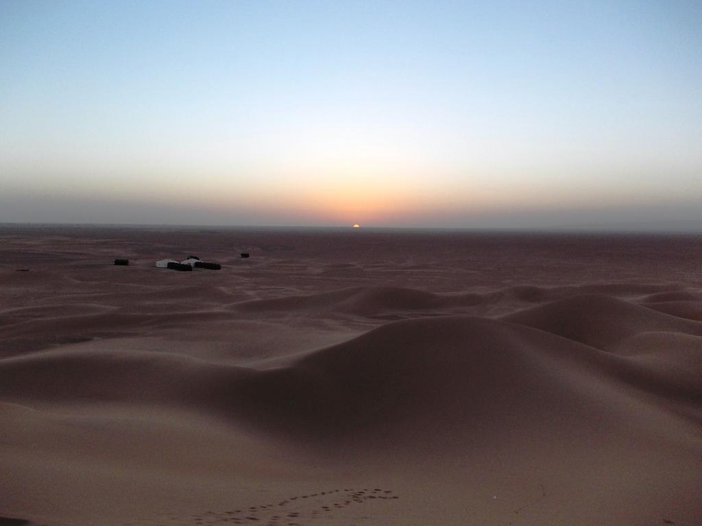 Bivouac Draa Hotel Zagora Bagian luar foto